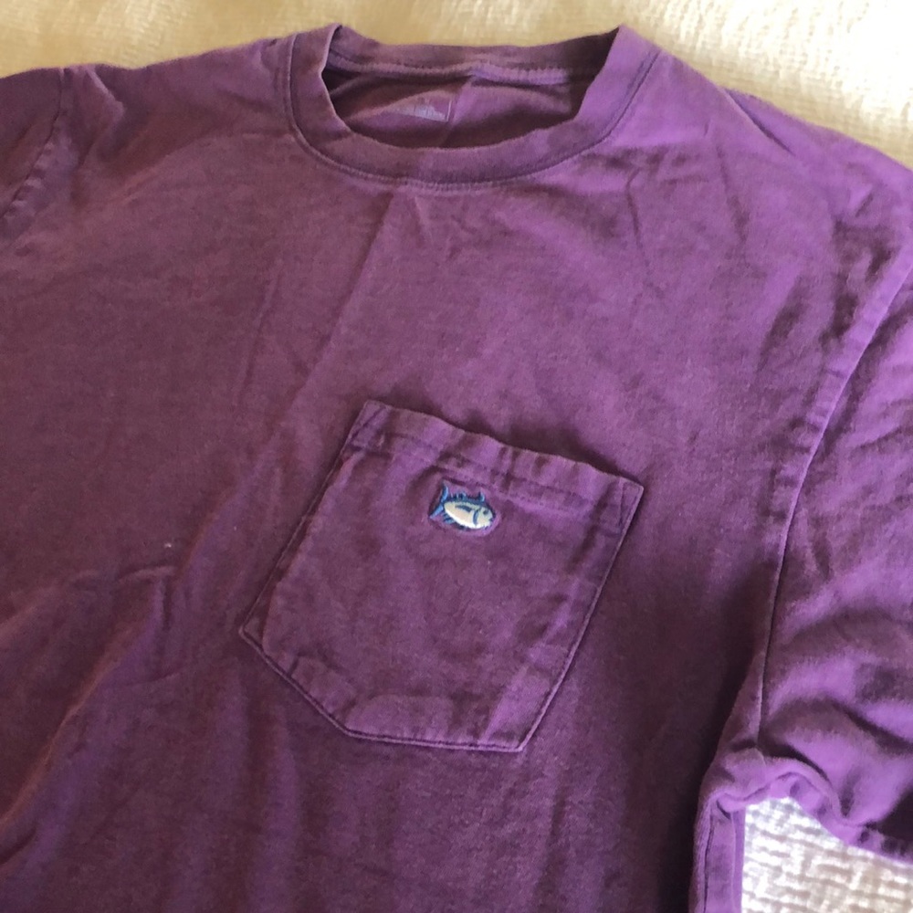 Southern tide pocket t